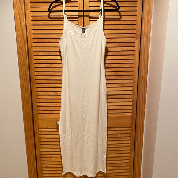 White Bodycon Dress - Picture 4 of 7